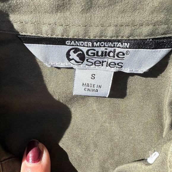 Gander Mountain Guide Series, button down shirt long sleeve, Men's size S - Picture 6 of 7